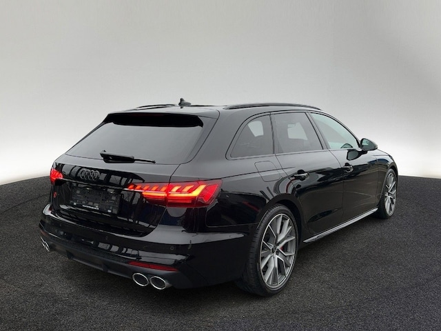 Audi S4 Avant Quattro