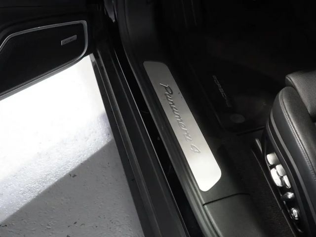 Porsche Panamera 4 E-Hybrid