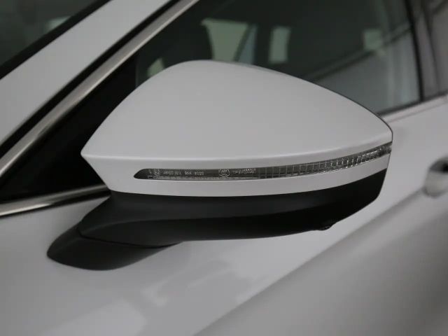 Volkswagen Passat 2.0 TDI Business DSG Variant