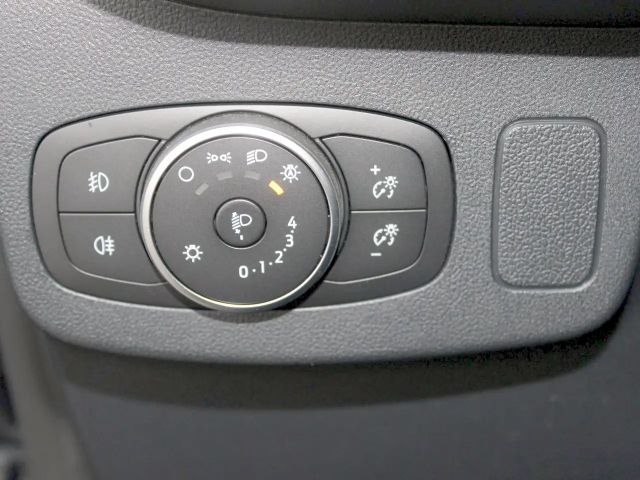 Ford Puma EcoBoost Titanium