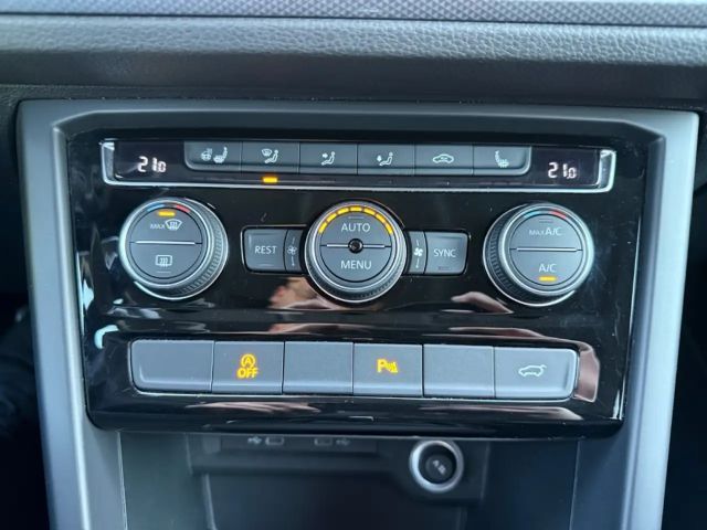 Volkswagen Touran 1.5 TSI DSG