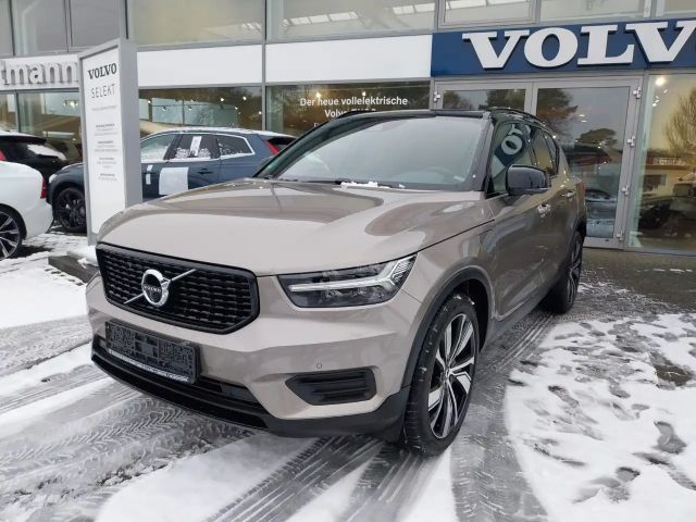 Volvo XC40 R-Design Recharge T4