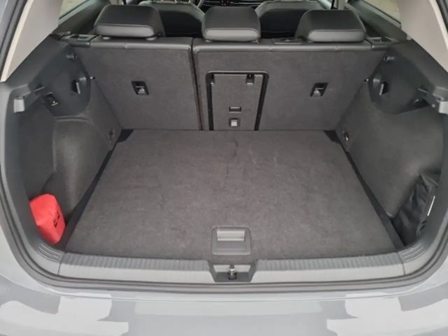 Volkswagen Golf 1.5 eTSI Golf VIII