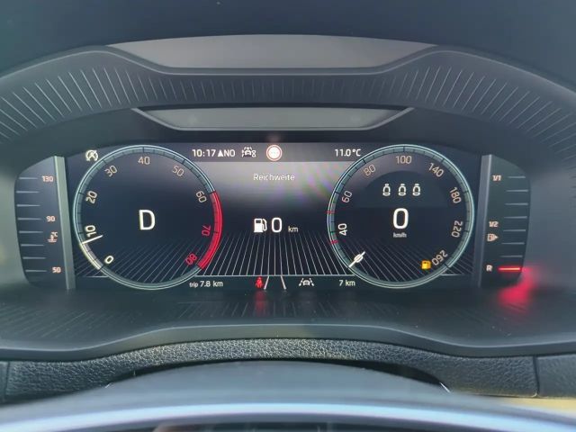 Skoda Karoq 1.5 TSI Selection