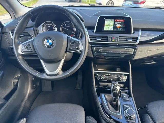 BMW 218 218d Gran Tourer Sport Line