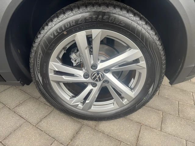 Volkswagen T-Roc 1.5 TSI DSG R-Line