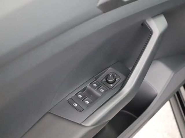 Volkswagen T-Cross 4Me TSI