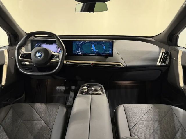 BMW iX xDrive40