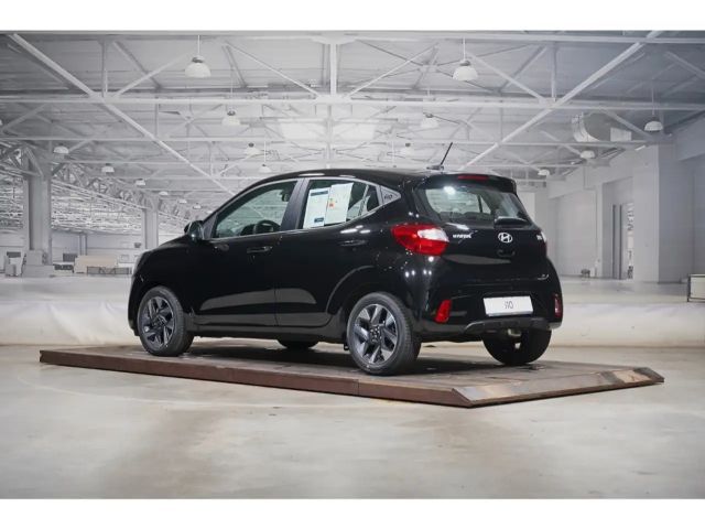 Hyundai i10 1.0 2WD Trend