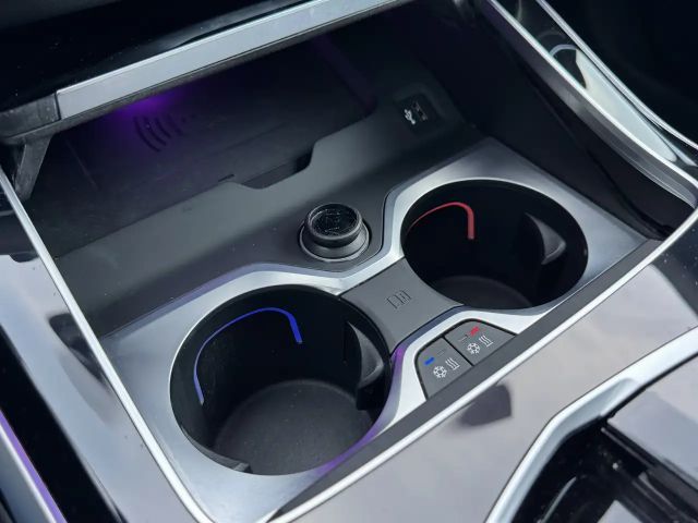 BMW X7 60i AHK PANO-SKY Massage StHzg h&k Sitzklima