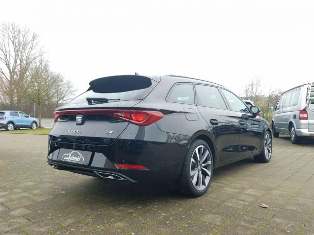 Seat Leon 1.5 eTSI FR-lijn Sportstourer