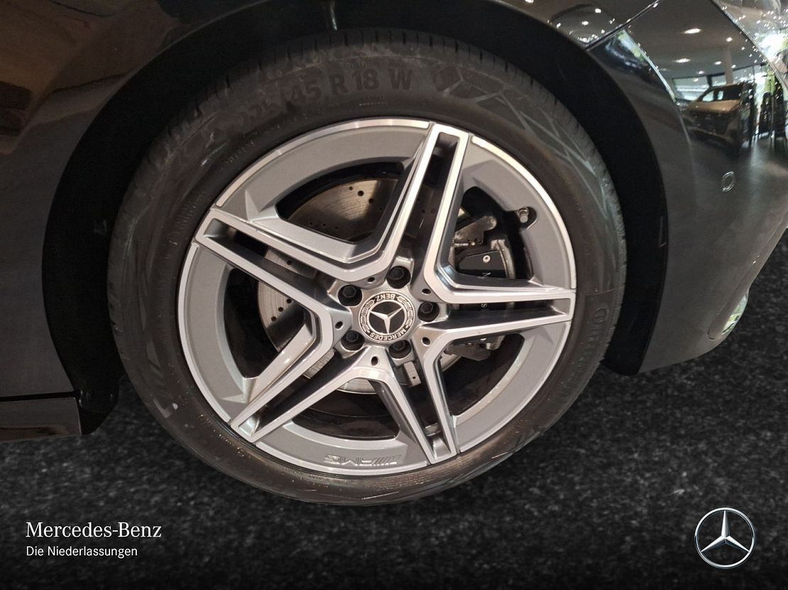 Mercedes-Benz CLA 200 AMG Line Shooting Brake