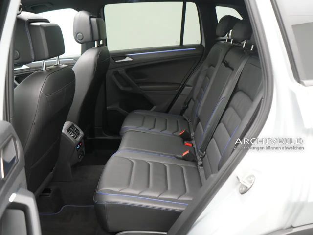 Volkswagen Tiguan R PANO MATRIX MEMORY LEDER AHK H/K ACC
