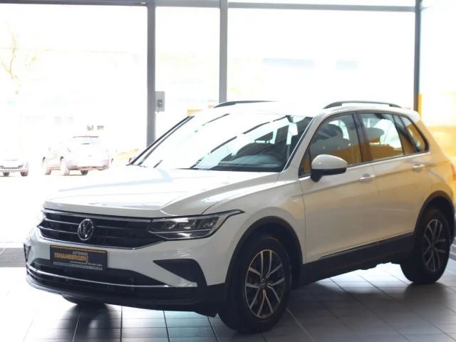 Volkswagen Tiguan DSG Life
