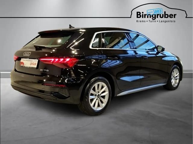 Audi A3 30 TFSI Sedan