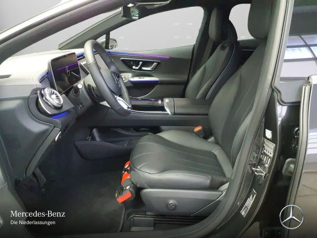 Mercedes-Benz EQE 300 Sedan