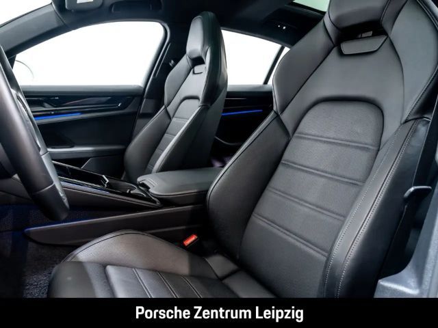 Porsche Panamera 4 E-Hybrid