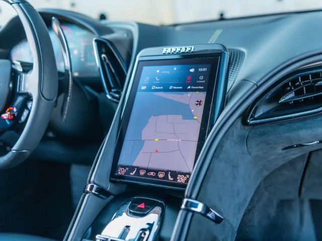 Ferrari Roma *NOVITEC*F. ADAS*MAGNE*P.DISPLAY*SMARTPHONE