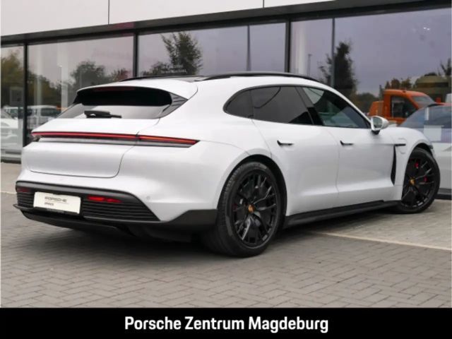 Porsche Taycan GTS Sport Turismo