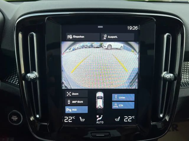 Volvo XC40 R-Design Recharge T5