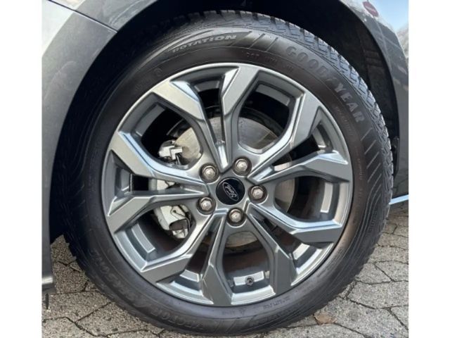 Ford Focus EcoBoost ST Line Wagon