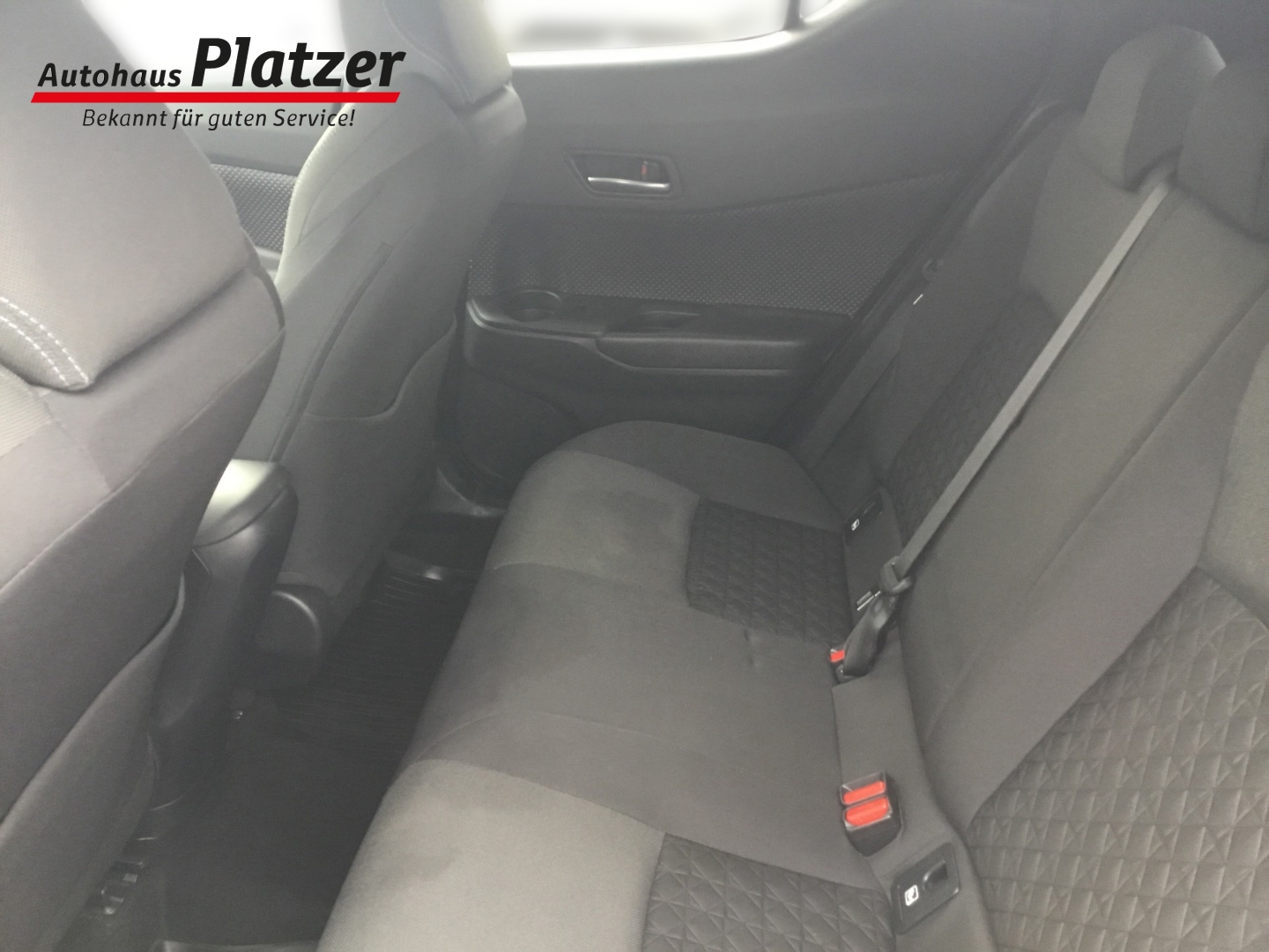 Toyota C-HR 5-deurs Plus