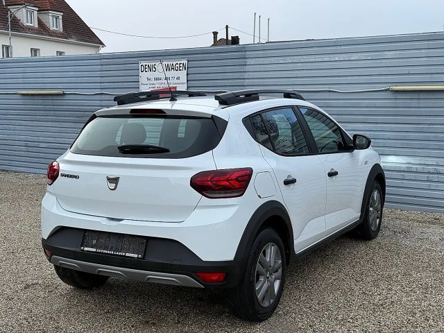 Dacia Sandero Essential Stepway TCe 90