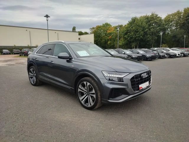 Audi Q8 55 TFSI Quattro S-Line