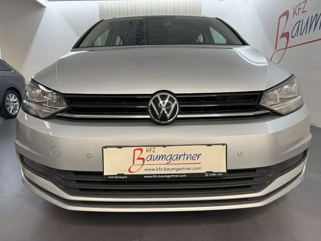 Volkswagen Touran 2,0 TDI *NAVI*ACC*AHK*PANO*PDC vo/hi*Elektr. He...