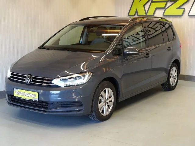 Volkswagen Touran 1.5 TSI DSG