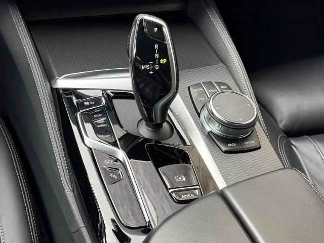 BMW 545 545e Sedan xDrive