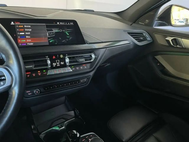 BMW 120 120d Sedan xDrive