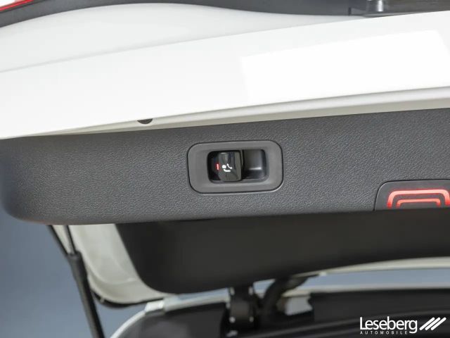 Mercedes-Benz E 200 AMG Line Estate