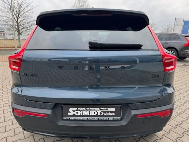 Volvo XC40 Plus
