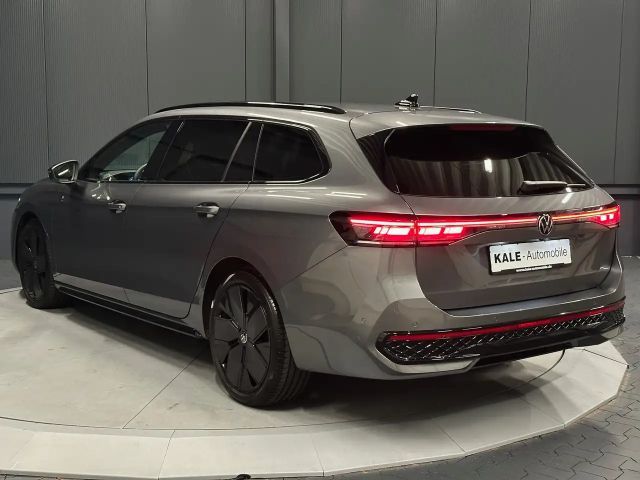 Volkswagen Passat 4Motion R-Line Style Variant