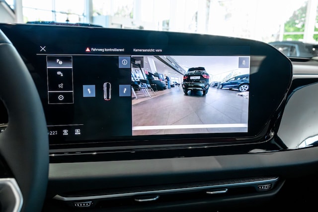 Audi A6 Avant Quattro S-Tronic