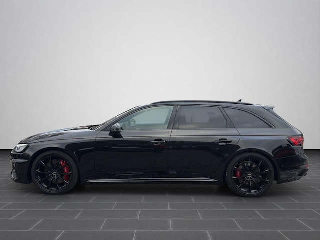 Audi RS4 Avant Quattro