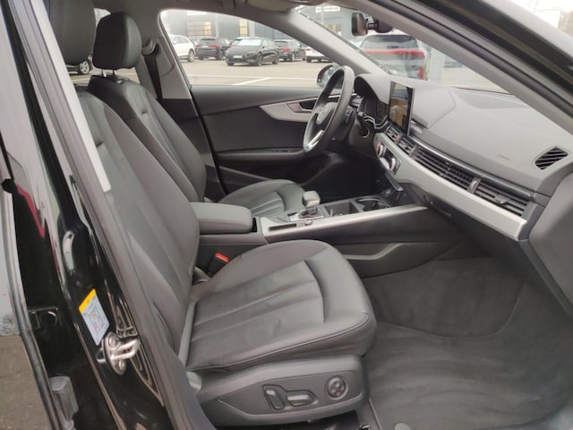Audi A4 35 TFSI Avant S-Tronic