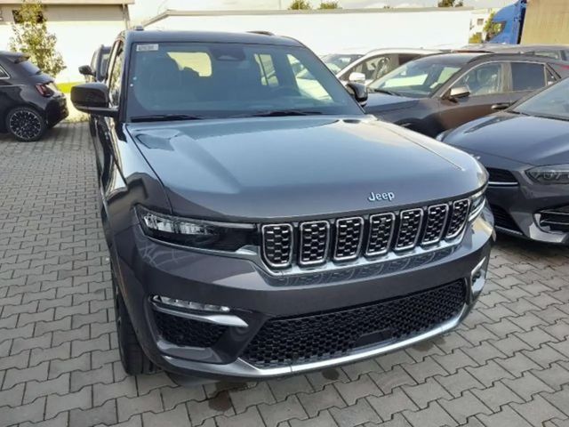 Jeep Grand Cherokee Summit