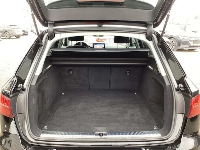 Audi A4 35 TDI Avant S-Tronic