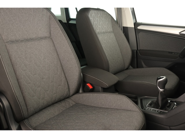 Volkswagen Tiguan 1.5 TSI Move LED KAMERA NAVI ACC PDC DAB APP LENKRADHZG ALU