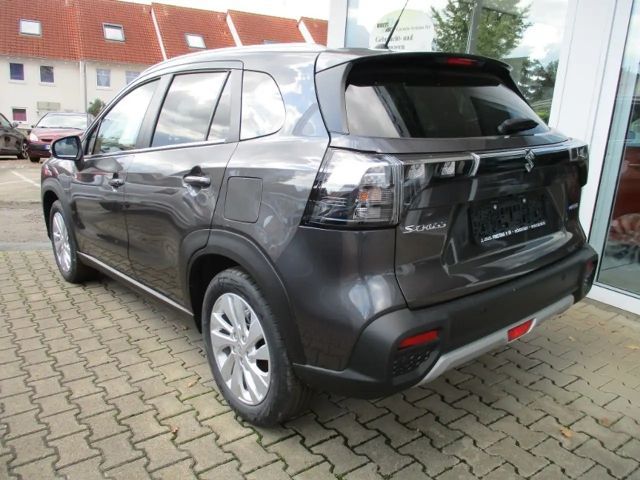 Suzuki S-Cross Hybrid