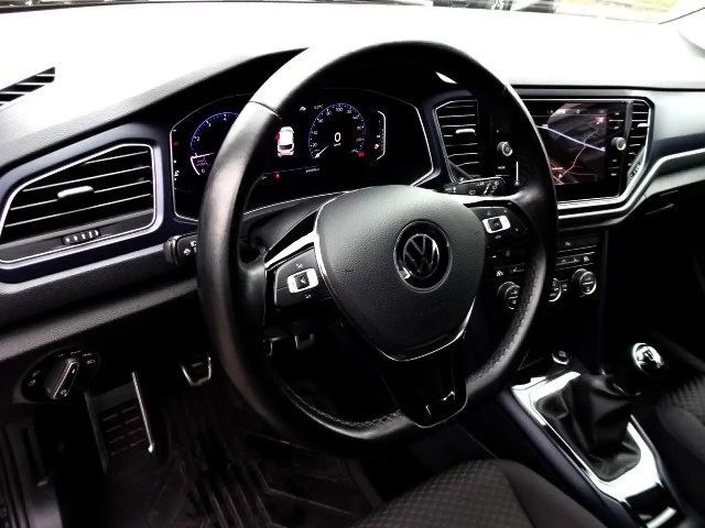 Volkswagen T-Roc UNITED NAVI+PP+KLIMAAUTO+17"+ALARM