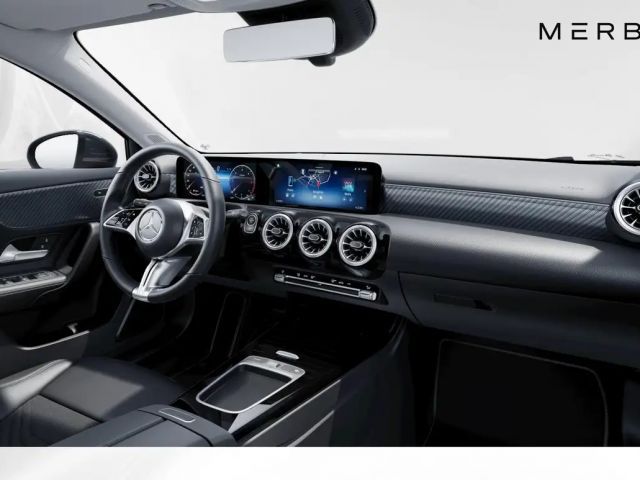 Mercedes-Benz A 180 A 180 d Progressive