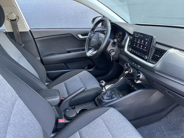 Kia Stonic Play Titan