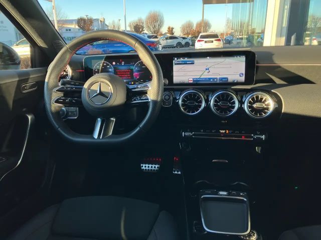 Mercedes-Benz A 180 AMG Line Hatchback