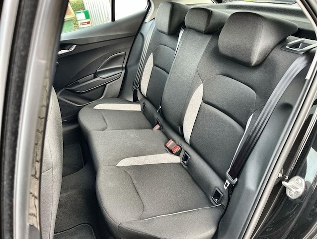 Skoda Fabia 1.0 MPI Black LED Sitzh PDC