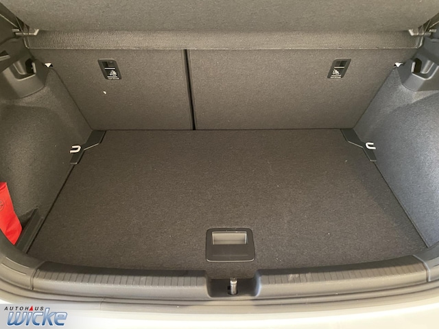 Volkswagen Polo 1.0 TSI DSG Style