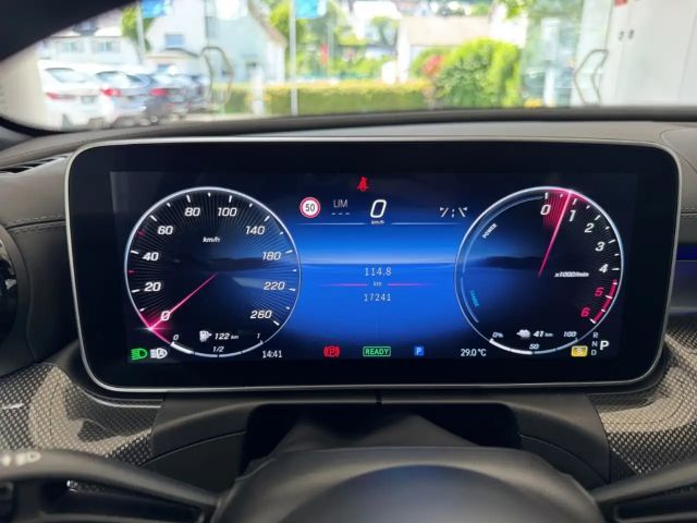 Mercedes-Benz C 300 4MATIC AMG Line