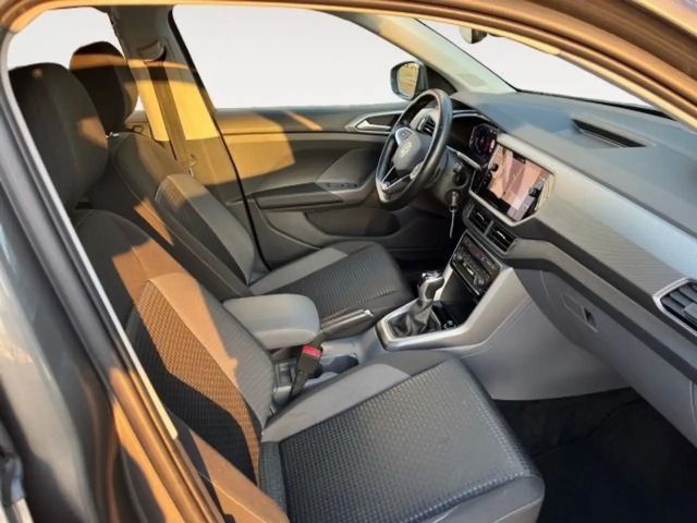 Volkswagen T-Cross 1.0 TSI DSG Life R-Line